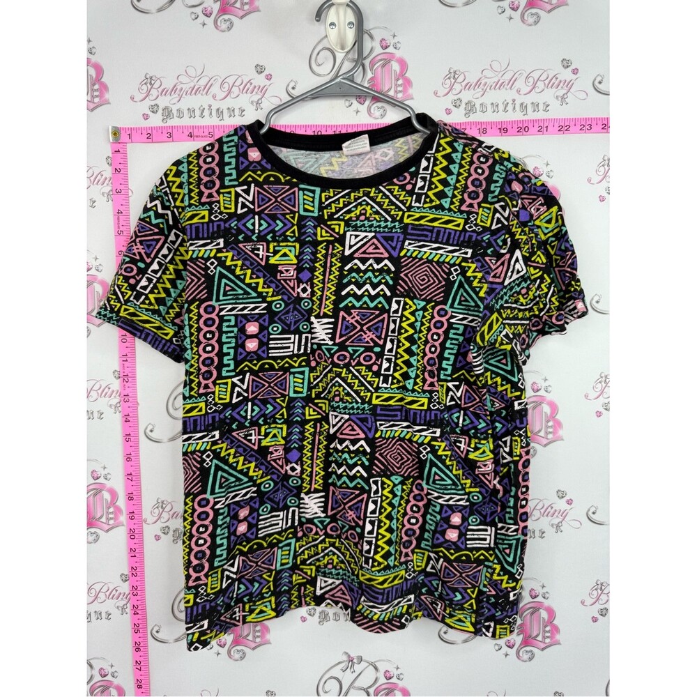 Urban heritage tshirt to Aztec multi color rainbow tiki
